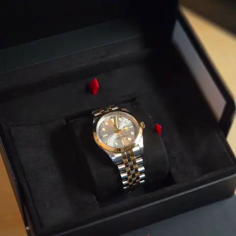 Tudor Black Bay One S&G silver 36mm 79643