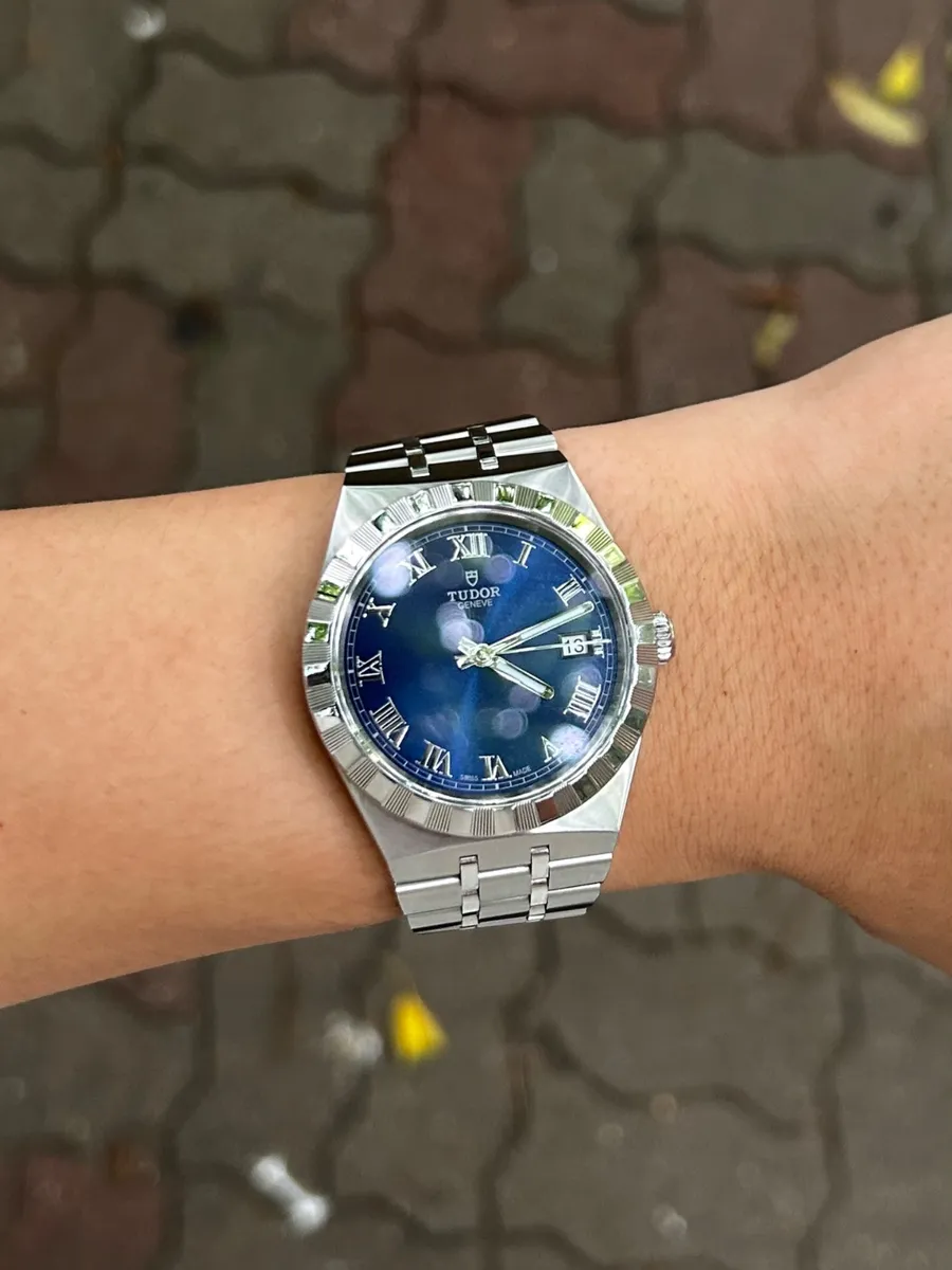 Tudor Royal 38 28500