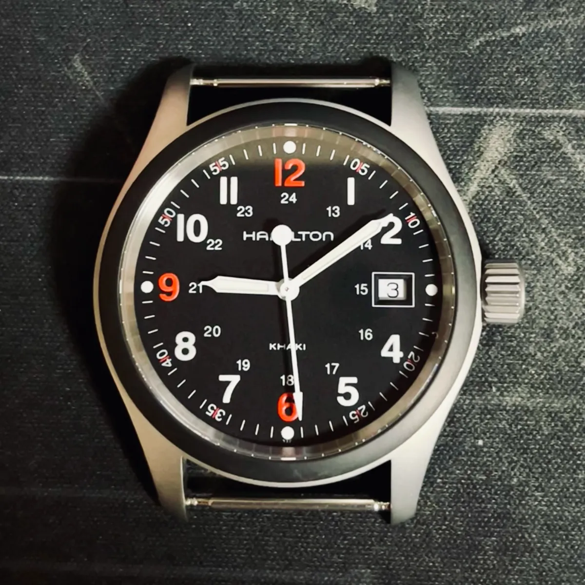 Hamilton(해밀턴) Khaki Field Khaki Field Quartz 38mm H68421333