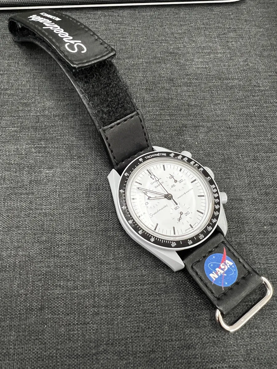 Swatch Moonswatch 1965 SO33M106