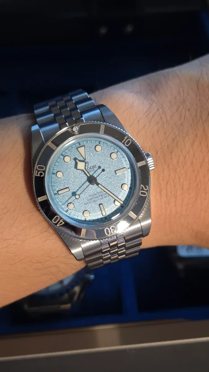Tudor 블랙베이 54 블루라군 M79000-0001