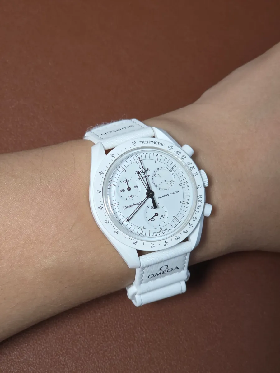Swatch MoonSwatch Mission to the Moonphase SO33W700