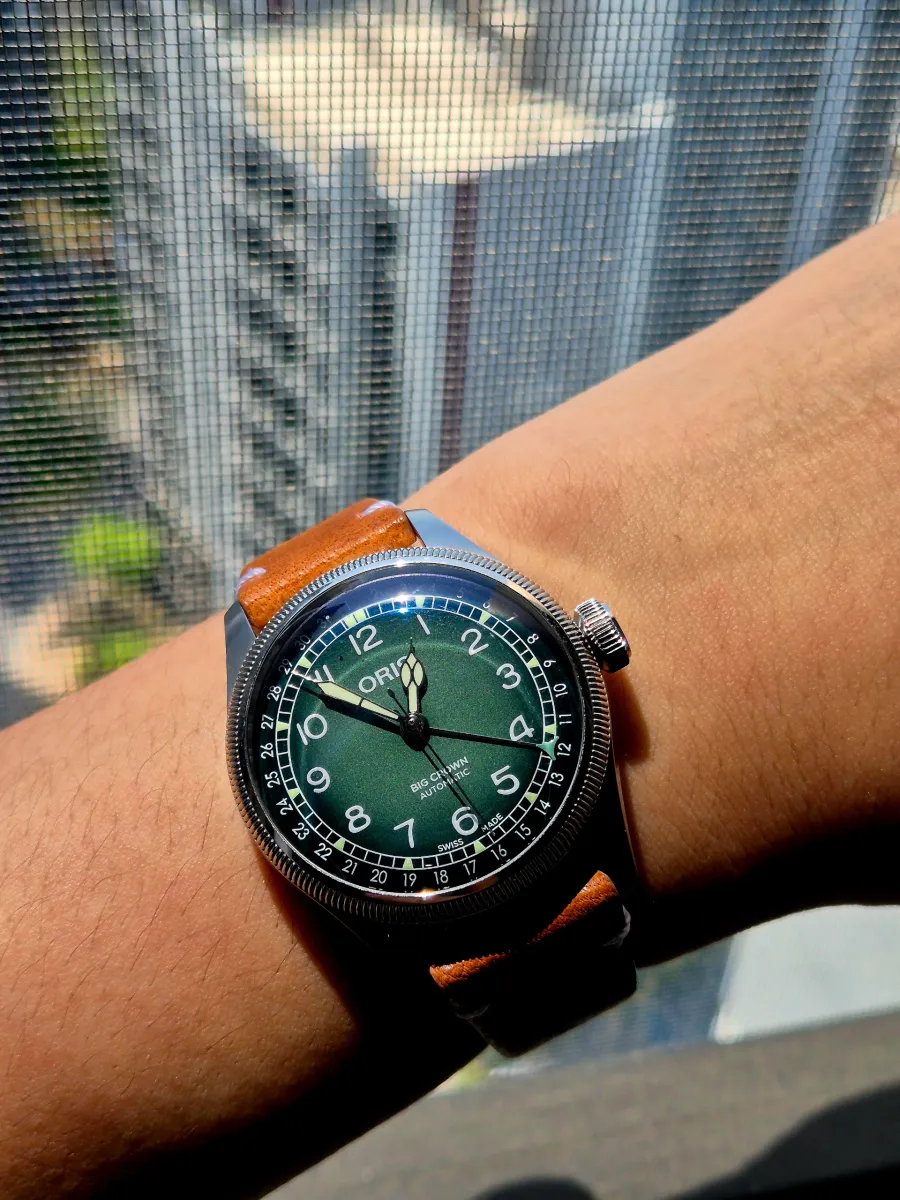 Oris(오리스) 빅크라운 포인터데이트 체르보 볼란테 01 754 7779 4067
