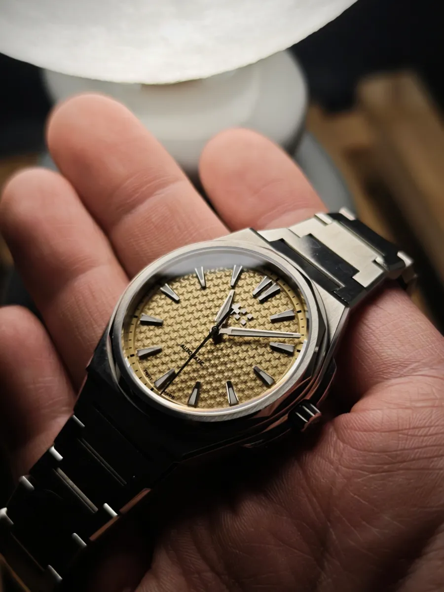 Christopher Ward(크리스토퍼 와드) The Twelve Midnight Sun (36mm) C12-36A3H1-S00A0-B0