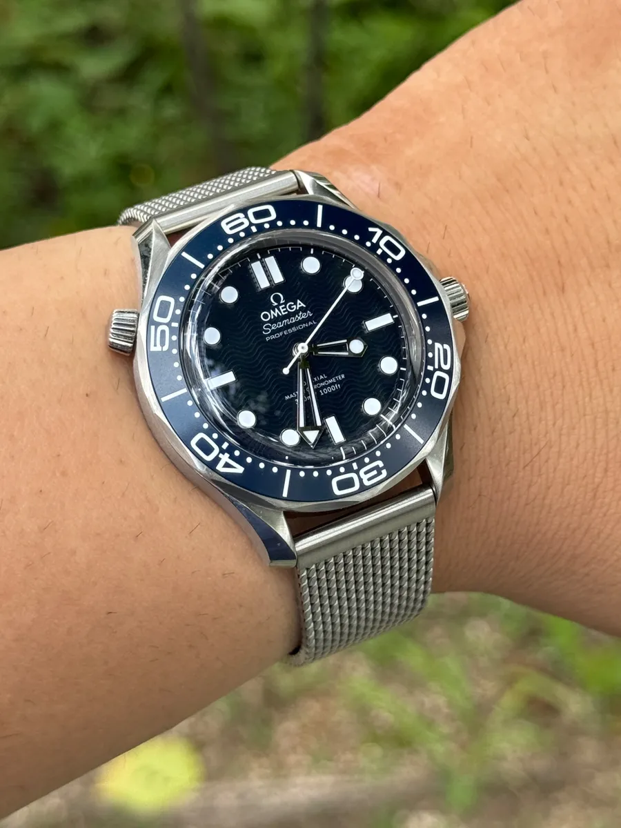 Omega(오메가) Seamaster 제임스본드 탄생 60주년 210.30.42.20.03.002