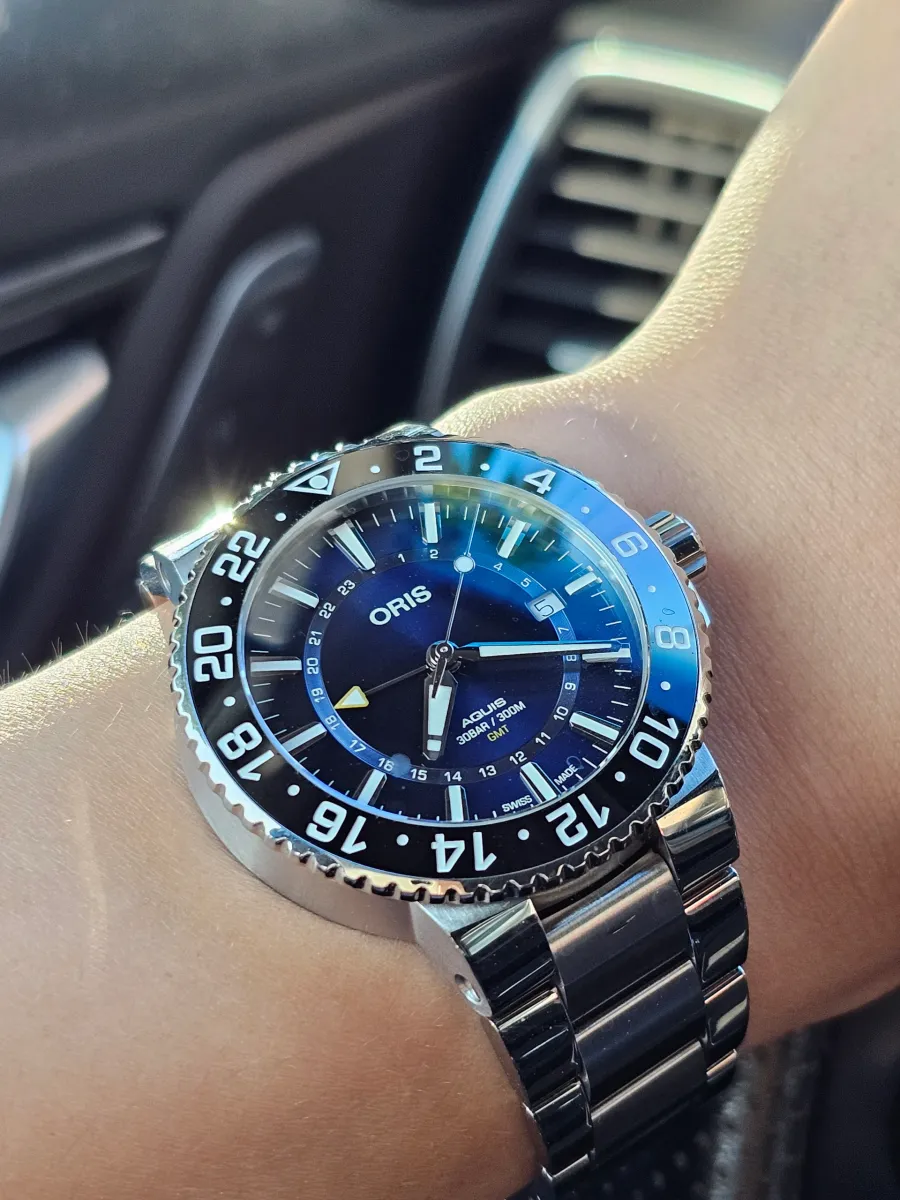 Oris(오리스) aquis GMT DATE 01 798 7754 4135-07 8 24 05PEB