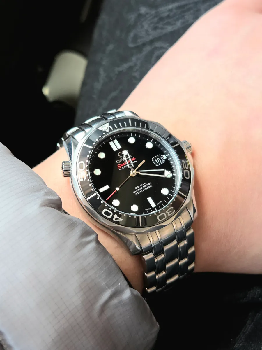 Omega Seamaster Diver 300m(검판) 212.30.41.20.01.003