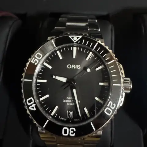 Oris(오리스) Aquis date 아퀴스 데이트 캘리버 400 01 400 7769 4154-07 8 22 09PEB