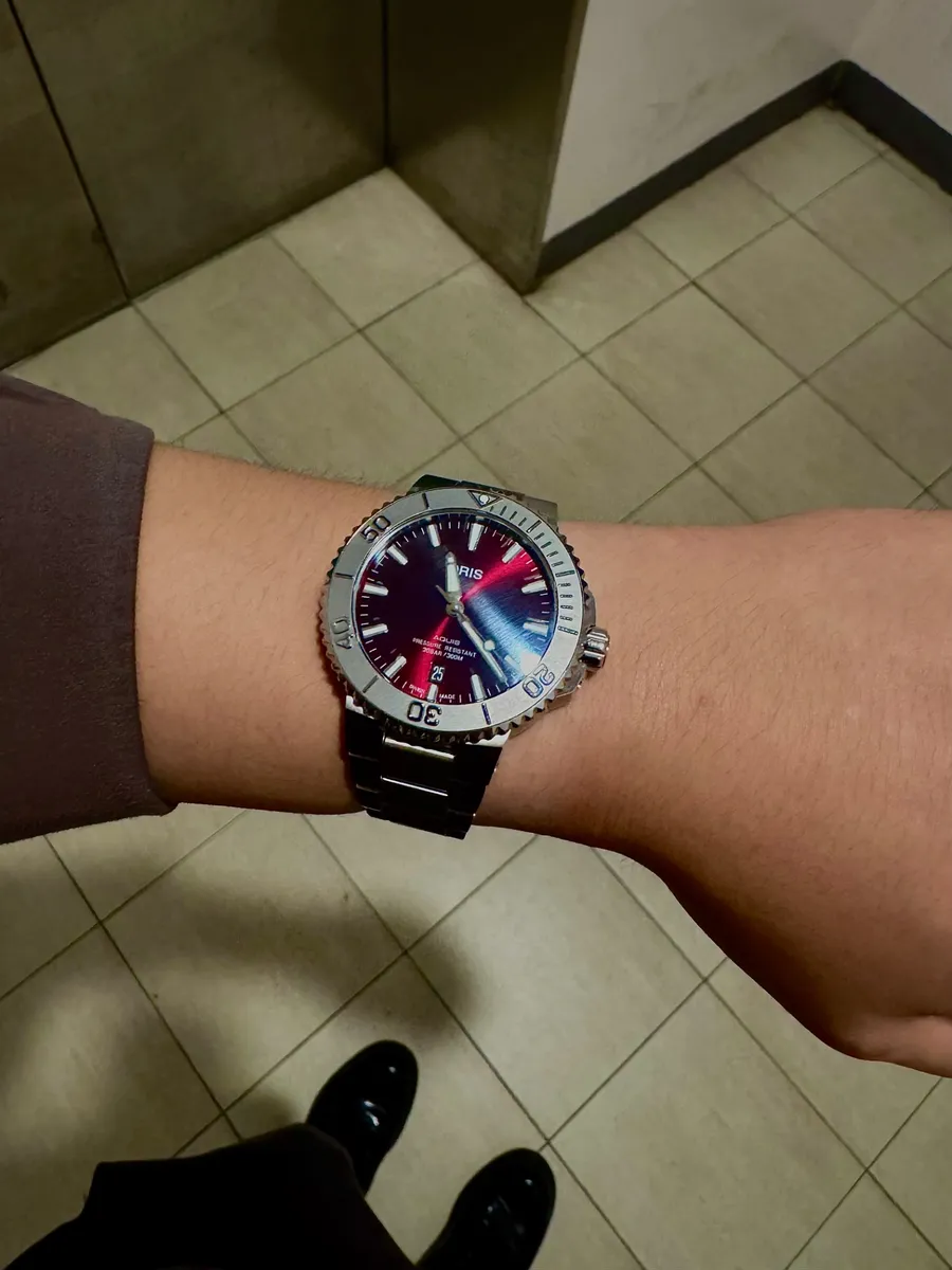 Oris(오리스) Aquis Red Cherry Relief 01 733 7766 4158-07 8 22 05PEB