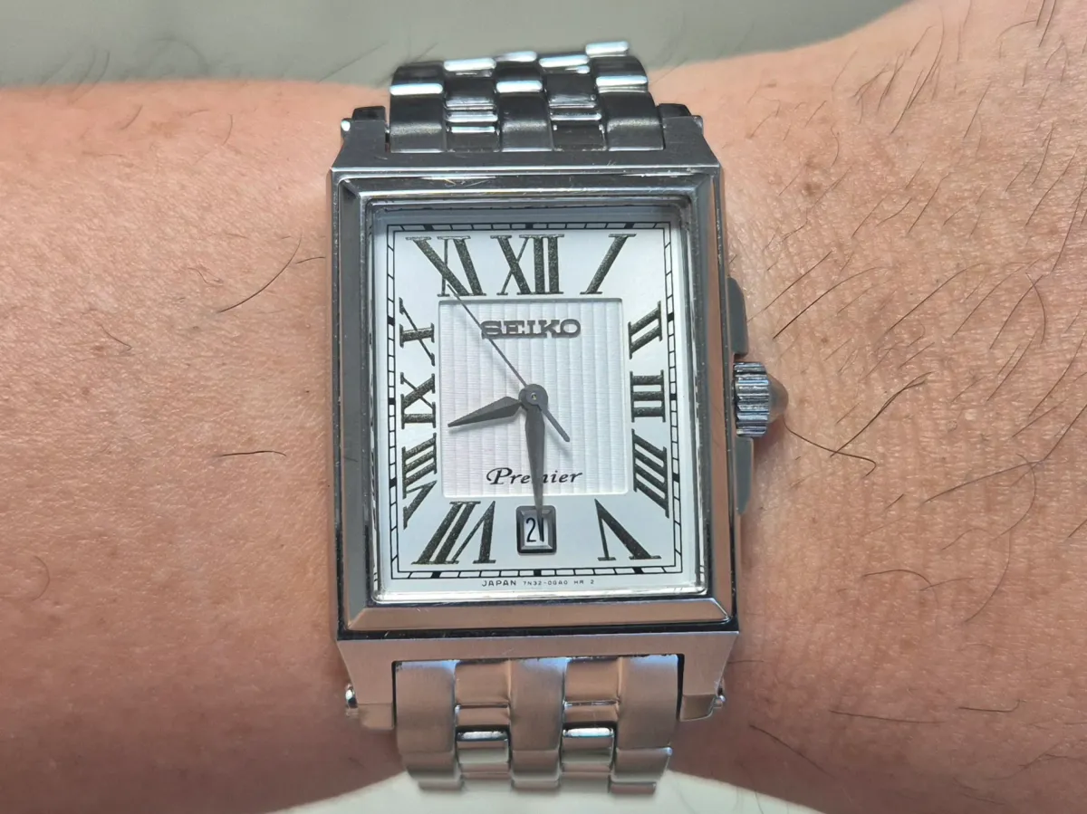 Seiko(세이코) Premier Square quartz 7N32-0DT0